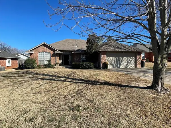 866 Harrison Street, Harrah, OK 73045