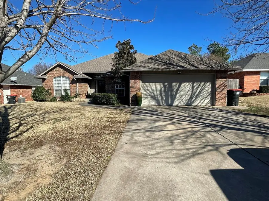 866 Harrison Street, Harrah, OK 73045 - #2