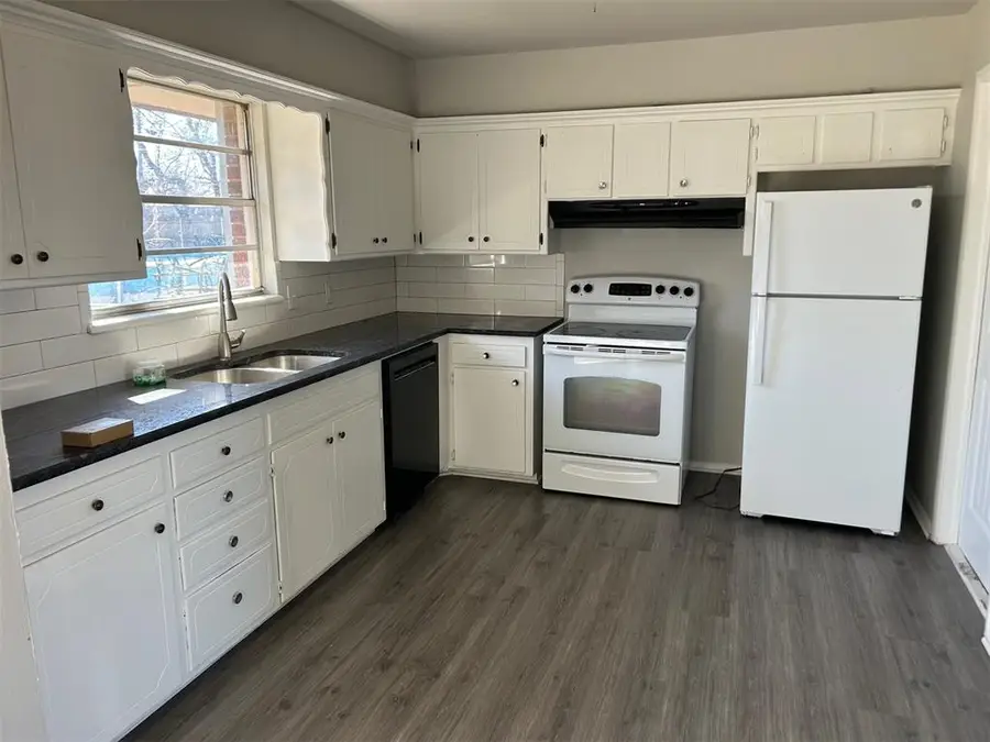 904 Westchester Drive, Oklahoma City, OK 73114 - #2