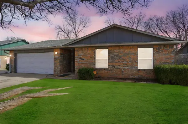 110 Peggy Drive, Elk City, OK 73644