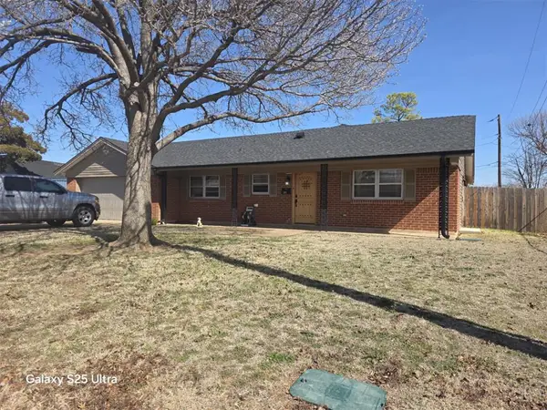 2911 NW Templeton Terrace, Lawton, OK 73505
