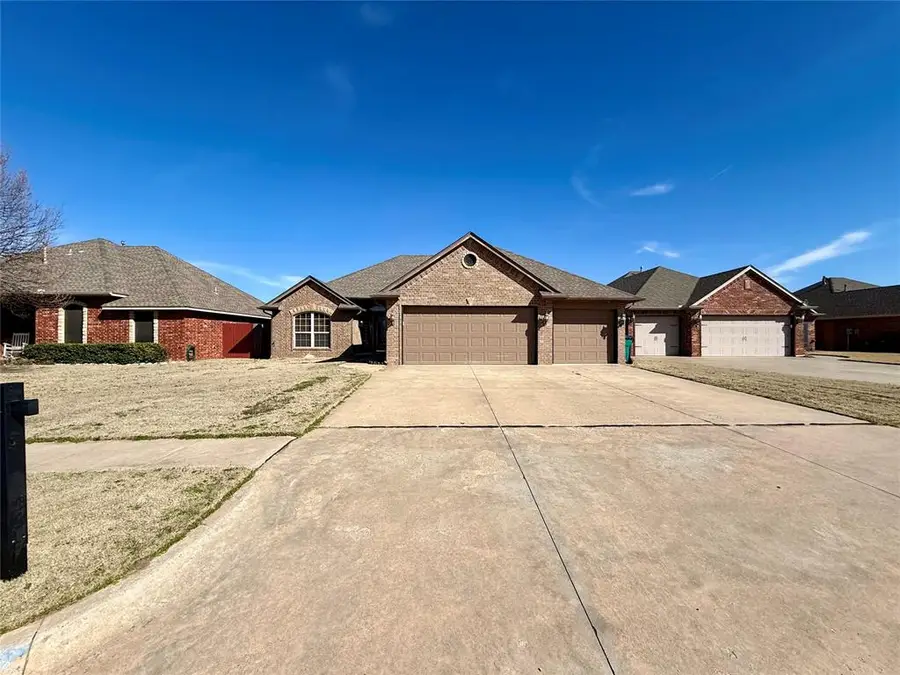 4816 Fawn Run Drive, Yukon, OK 73099 - #2