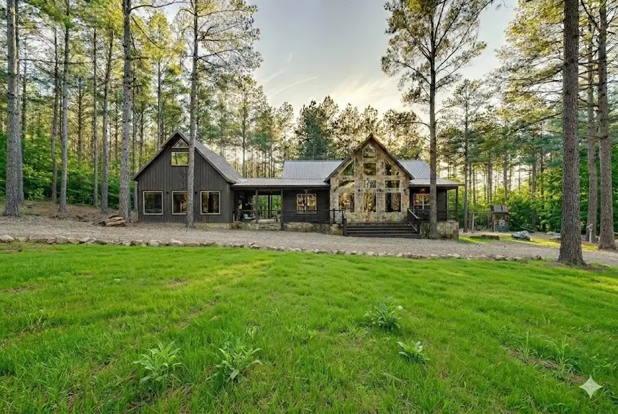 210 Green Apple Trail, Broken Bow, OK 74728 - #2