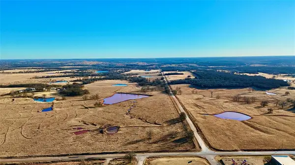 1 Wilshire Drive, McLoud, OK 74851