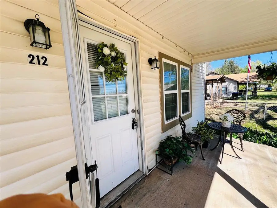212 S 2nd Street, Noble, OK 73068 - #3