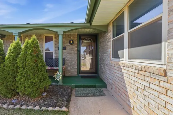 4205 Epperly Drive, Del City, OK 73115