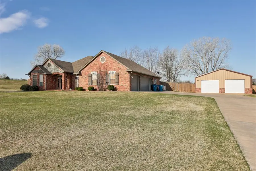 1307 Whispering Ridge Drive, Tuttle, OK 73089 - #2
