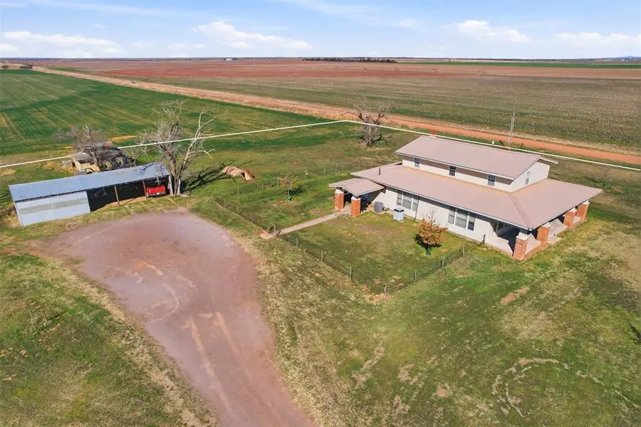 213 Cr Ew 1740 Road, Tipton, OK 73570 - #2
