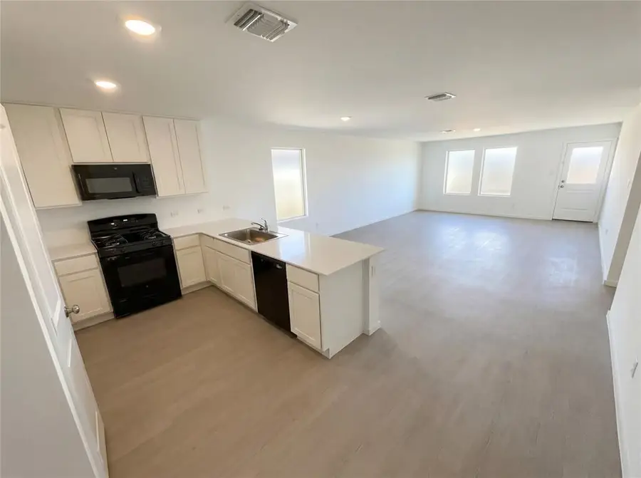 3728 Los Cabos Drive, Mustang, OK 73064 - #2