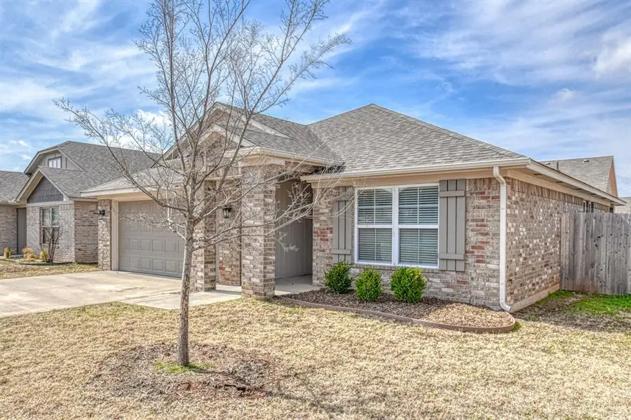 17617 Nantucket Avenue, Edmond, OK 73012 - #2