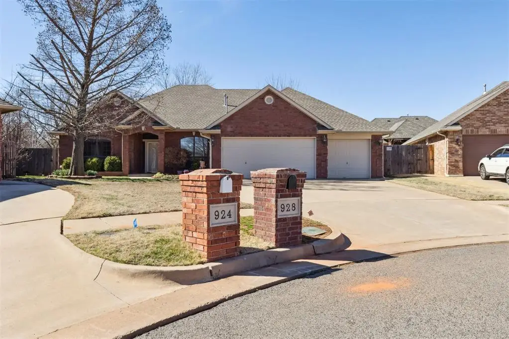 928 NW 179th Circle, Edmond, OK 73012 - #1