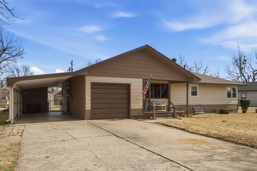 306 S 2nd Street, Tonkawa, OK 74653 - #2