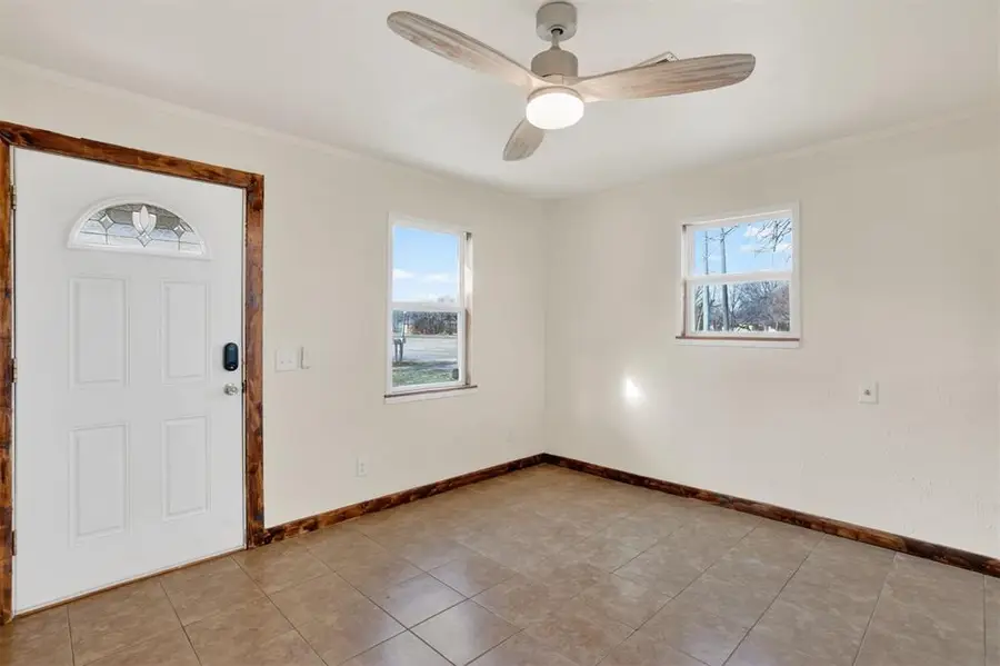 309 W Elm Street, Tuttle, OK 73089 - #2