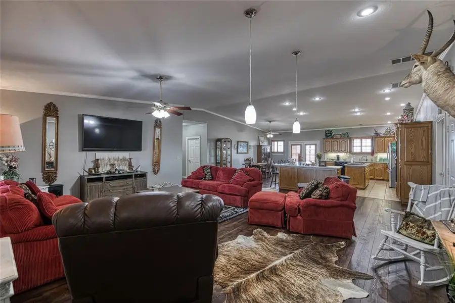 2006 S Randall Avenue, Elk City, OK 73644 - #3