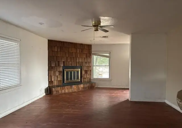 336 S 15th Street, Clinton, OK 73601 - #3