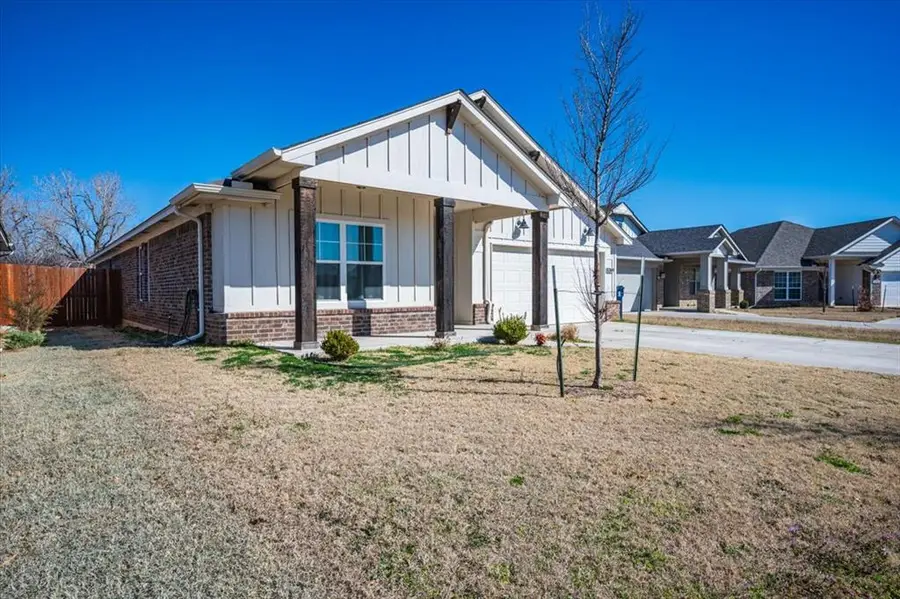 10309 NW 34th Terrace, Yukon, OK 73099 - #2