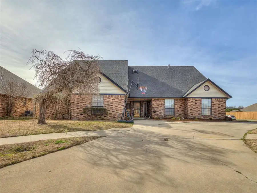 1324 SW 107th Place, Oklahoma City, OK 73170 - #2