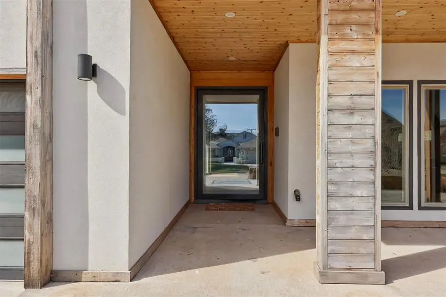 6413 Centennial Court, Nichols Hills, OK 73116 - #2