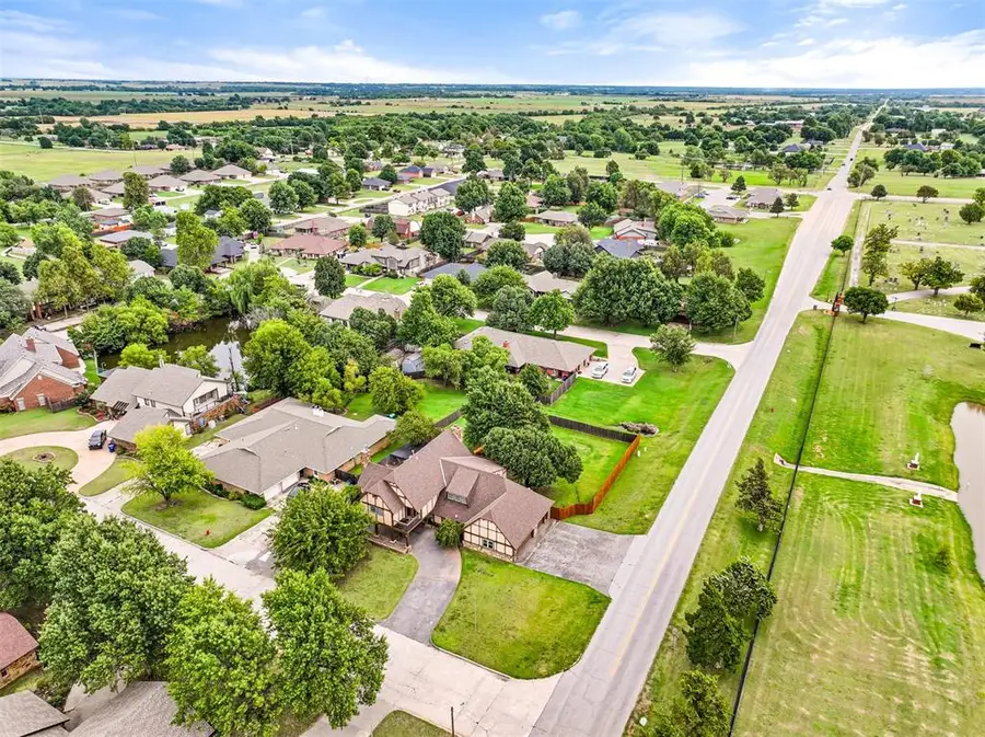 1117 SW Heritage Drive, El Reno, OK 73036 - #3