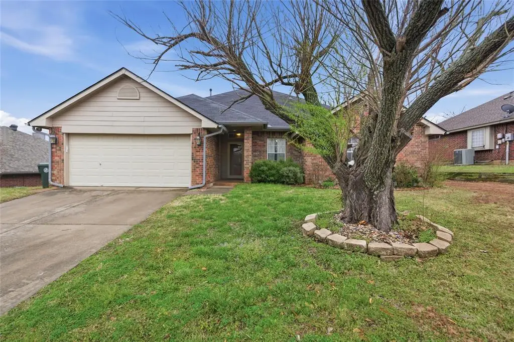 2010 Huntington Road, Oklahoma City, OK 73130 - #1