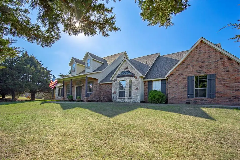 1260 E Rock Creek Road, Tuttle, OK 73089 - #1