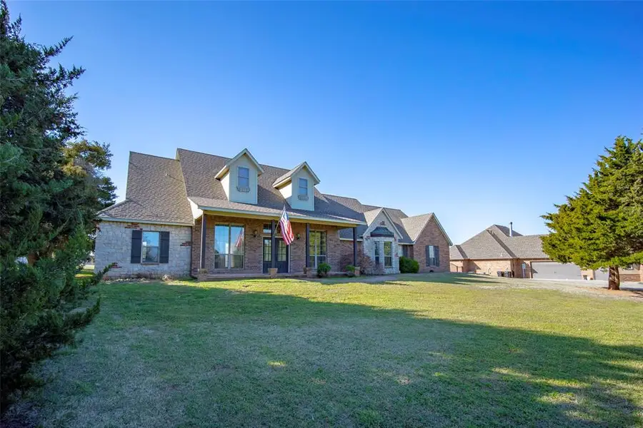 1260 E Rock Creek Road, Tuttle, OK 73089 - #3