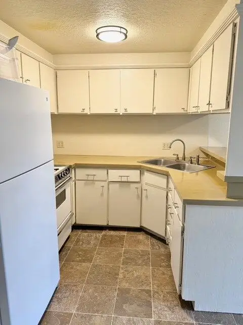 1218 NW 8th Street, Oklahoma City, OK 73106 - #3