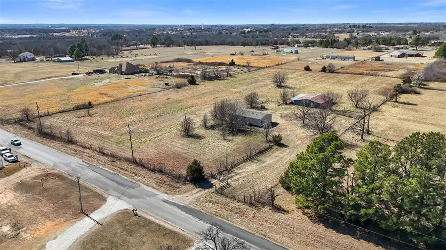 1701 S Pottawatomie Road, Harrah, OK 73045 - #3