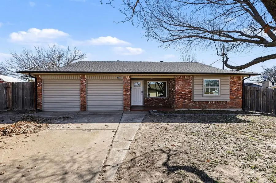 2808 N Shannon Avenue, Bethany, OK 73008 - #2