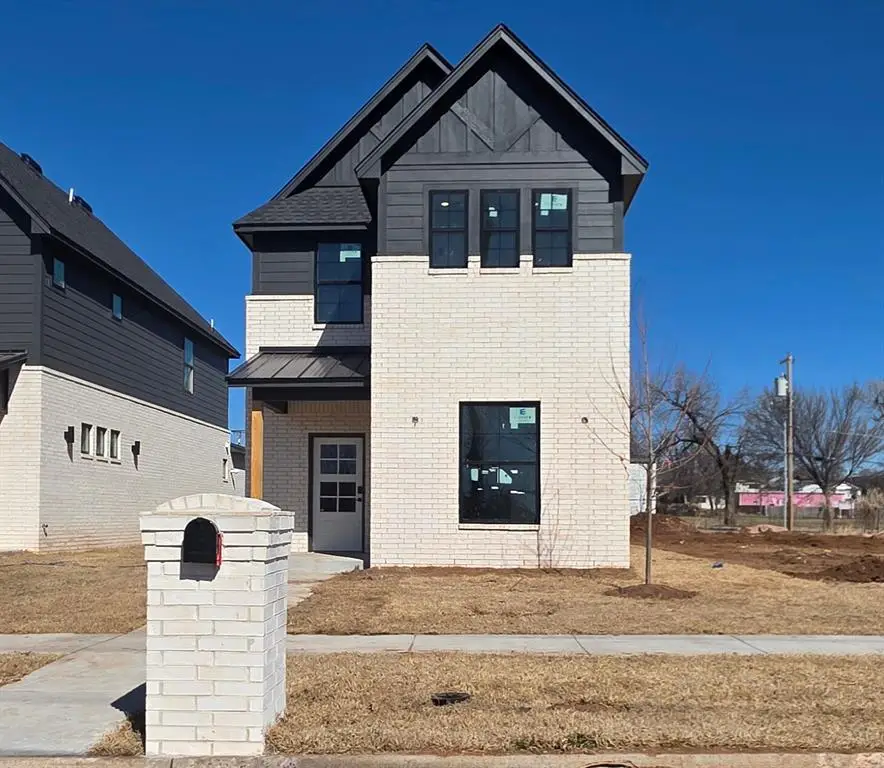 1605 NE 7th Street, Oklahoma City, OK 73117 - #1