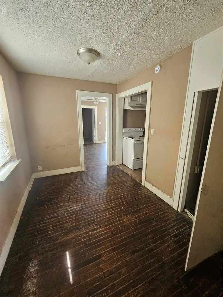 1323 NE 7th Street, Oklahoma City, OK 73117 - #3