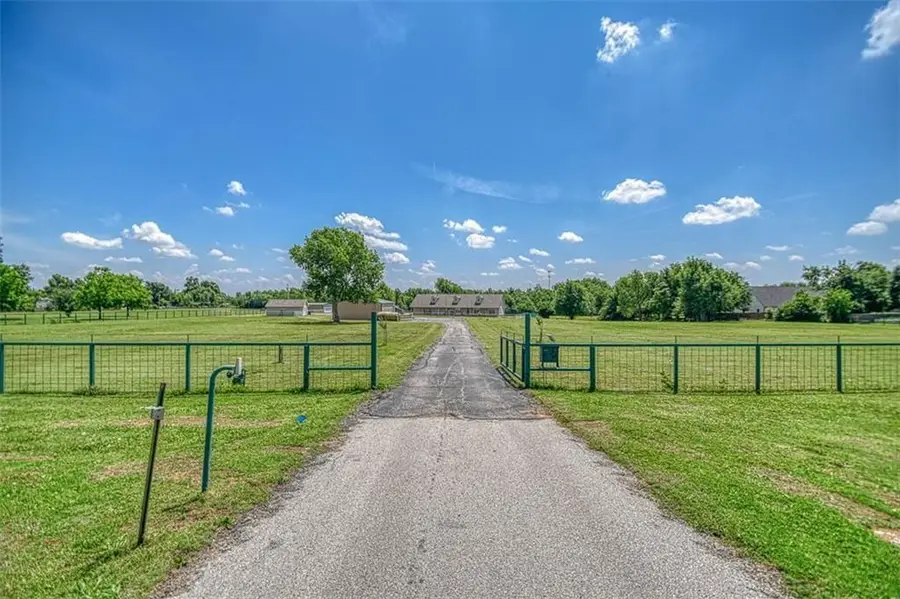 2300 S Main Street, Newcastle, OK 73065 - #2