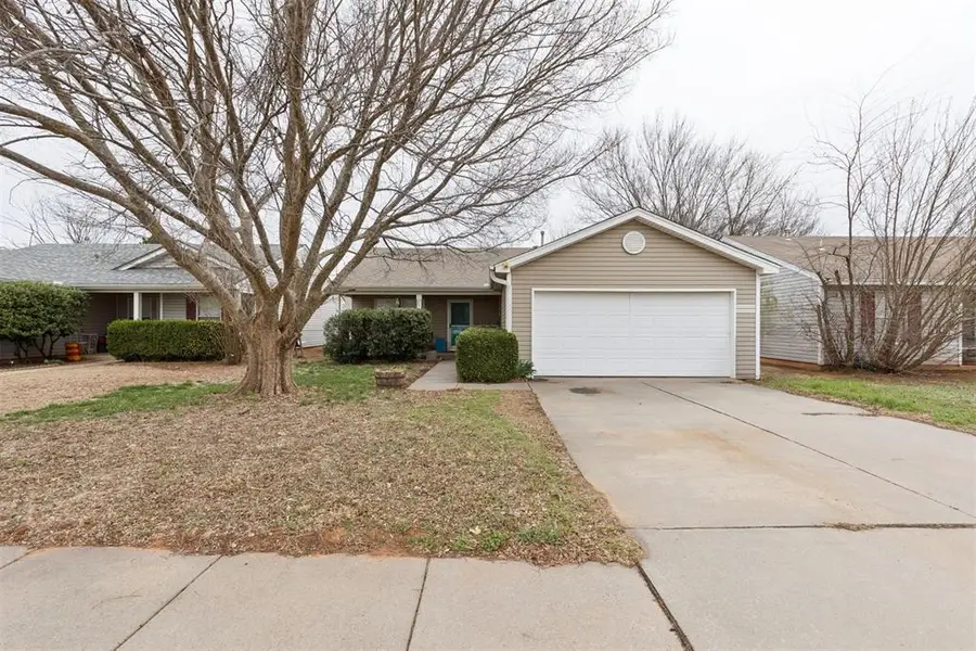 1301 Hollow Tree Terrace, Norman, OK 73071 - #2