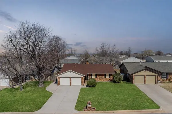 10445 Birkenhead Road, Yukon, OK 73099