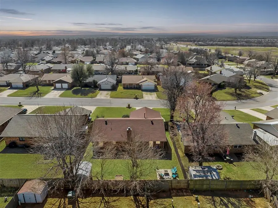 10445 Birkenhead Road, Yukon, OK 73099 - #3