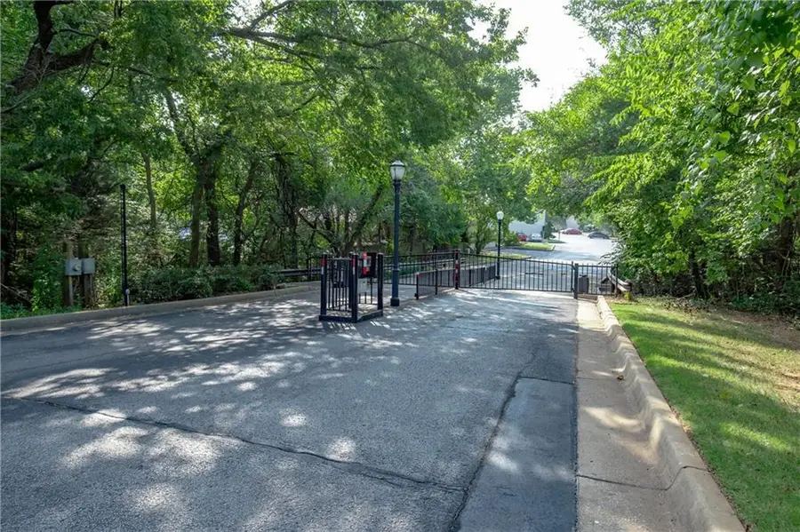 832 Red Bird Lane, Norman, OK 73072 - #2