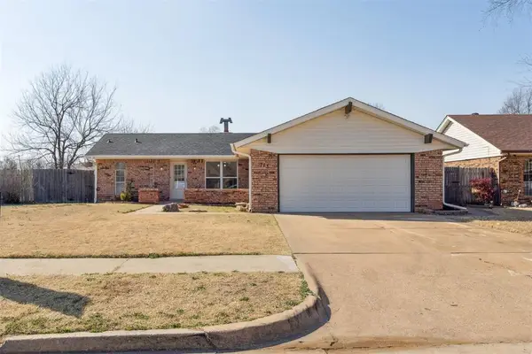 713 Lonnie Lane, Moore, OK 73170