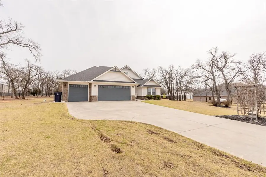 9408 SW Megans Way, McLoud, OK 74851 - #2