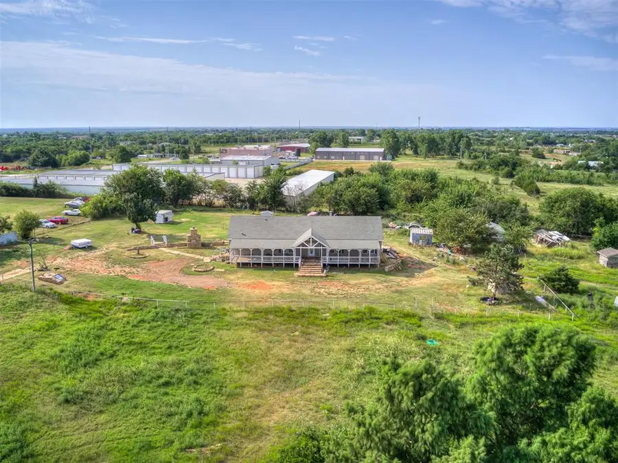 4124 E Horseshoe Lane, Moore, OK 73160 - #2