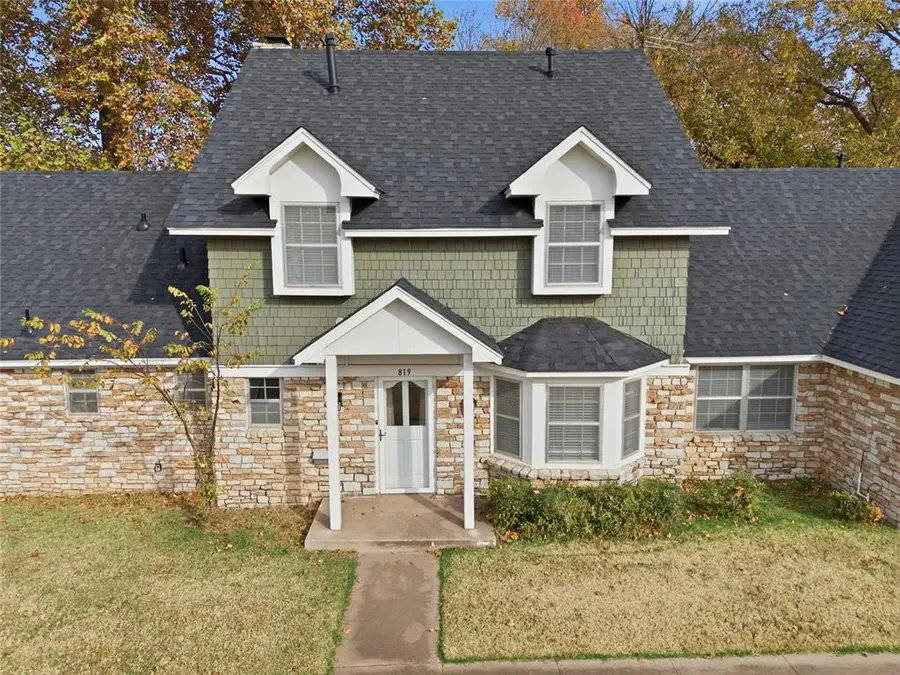 819 W Adams Street, Purcell, OK 73080 - #2