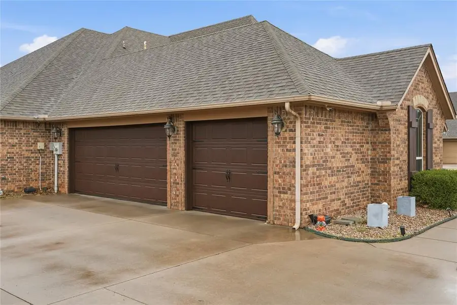 6313 Whispering Grove Drive, Oklahoma City, OK 73169 - #3