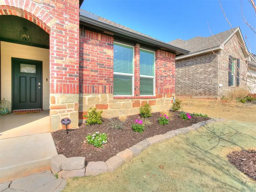 9021 NW 149th Terrace, Yukon, OK 73099 - #3