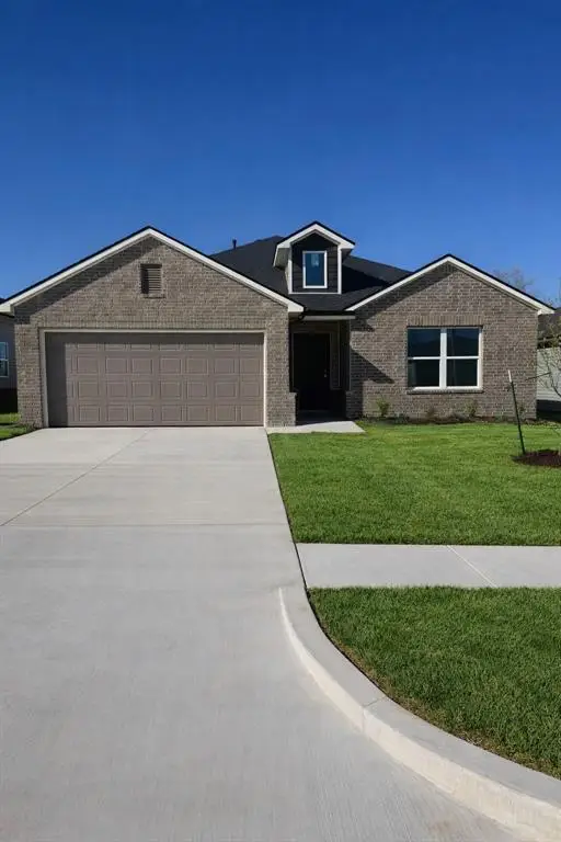 2018 Chandler Meadows Drive, Chandler, OK 74834