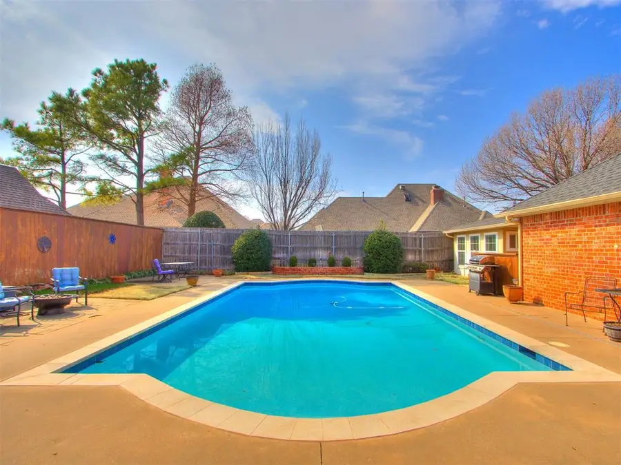 14509 Oakmond Road, Edmond, OK 73013 - #3