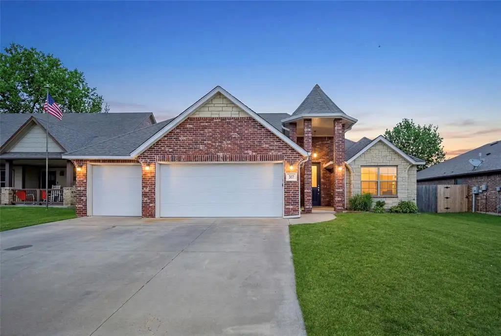 317 Stoneridge Drive, Moore, OK 73160 - #1