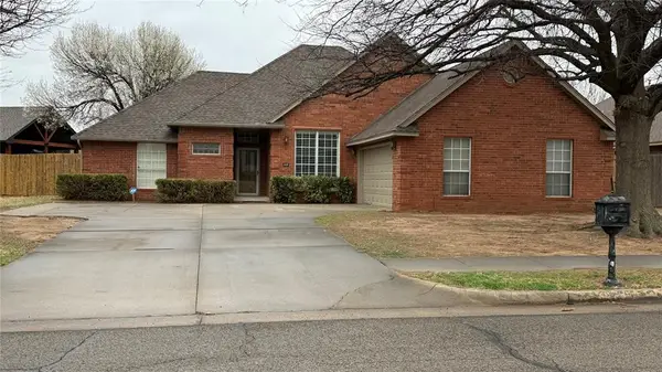 519 Sparrow Hawk Street, Edmond, OK 73003