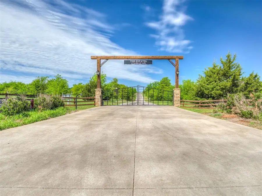 2450 Estates Drive, Goldsby, OK 73093 - #2