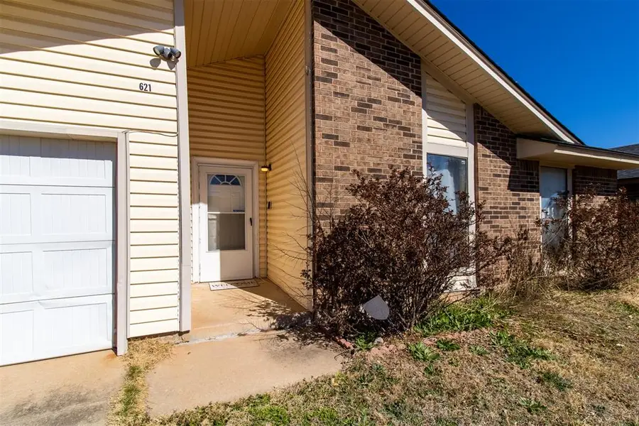 621 NW 117th Street, Oklahoma City, OK 73114 - #2