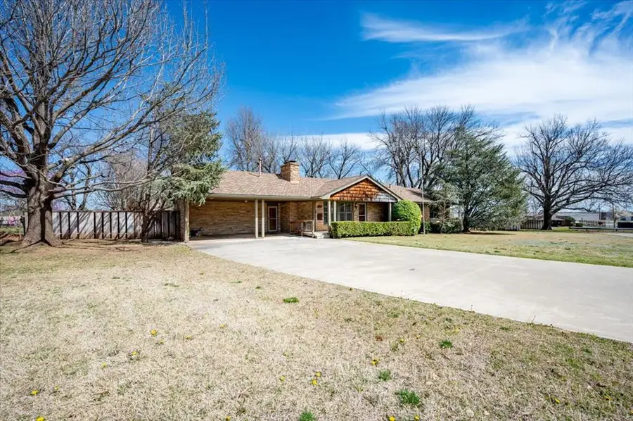 201 Burlingame Drive, Oklahoma City, OK 73110 - #2