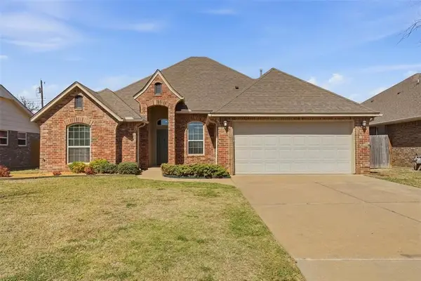 829 SW 8th Street, Moore, OK 73160